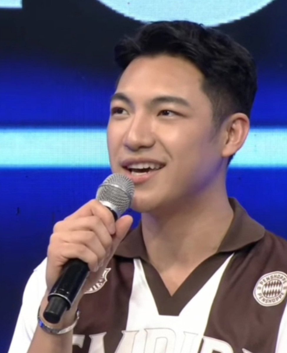 D_marianne23's tweet photo. Grabe yung face card!! Ang perfect!! Ang gwapo gwapoo mo D!!🥹❤️

#DARREN @Espanto2001
#ShowtimeOkayOctober https://t.co/NRByP9FbcU