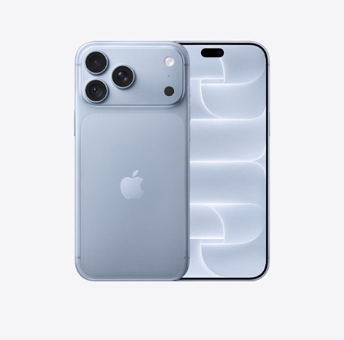 archvofgguk's tweet photo. jungkook with the iphone 18 pro in glacier… oh he knows this colour is pretty!! 😭 https://t.co/pTDlHiPLgO