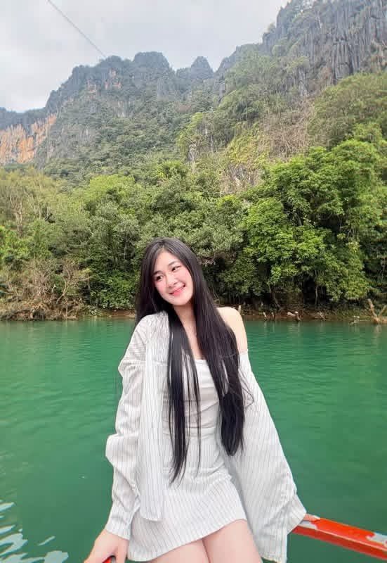 ElfredaMor5r4's tweet photo. 🥝🌻ตอนแรกก็ไม่เชื่อ จนกระทั่งลองใช้เอง... ไอเทมลับที่บิวตี้บล็อกเกอร์เกาหลีโหวตให้เป็นอันดับ 1!“ ครีมกันแดดเนื้อซูเฟล่ บางเบา คุมมันนาน🐣🥬

⭐️พร้อมนัด600\1 ⭐

 #รับงานบางบัวทอง
.

  🆔:   mcoi66

 เพิ่มเพื่อน
 https://t.co/Xo7Nmjmvxn
.
#รับงานบางใหญ่
รับงานบางใหญ่ https://t.co/sV0Vn3cTY9