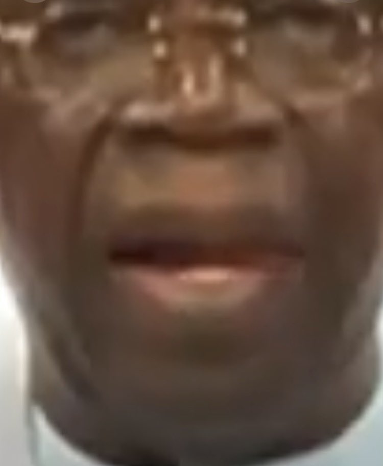 voiceofceeza's tweet photo. @iOccupyNigeria Look between 41 and 42 seconds you’ll see a finger appear in his mouth😭 …what is this country becoming https://t.co/6wyJamqxnZ