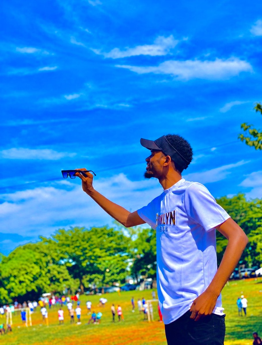 ent_lawyer_ug's tweet photo. Weekend, is that you I see? 👀😻 https://t.co/a3tJXBXsZL