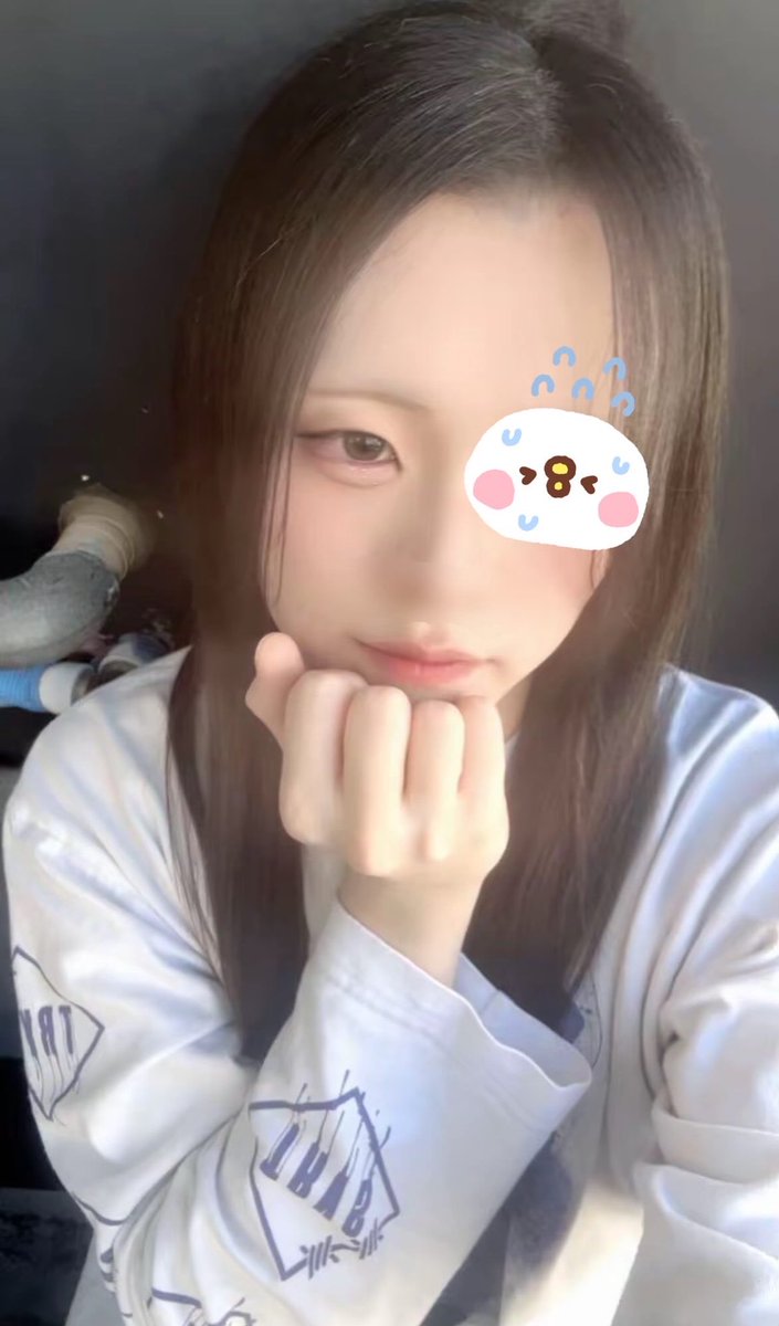 akqaqaqa's tweet photo. 少し地雷っぽくなってみてみたかったけどなんか似合わないね💦 https://t.co/yta0erHSbH