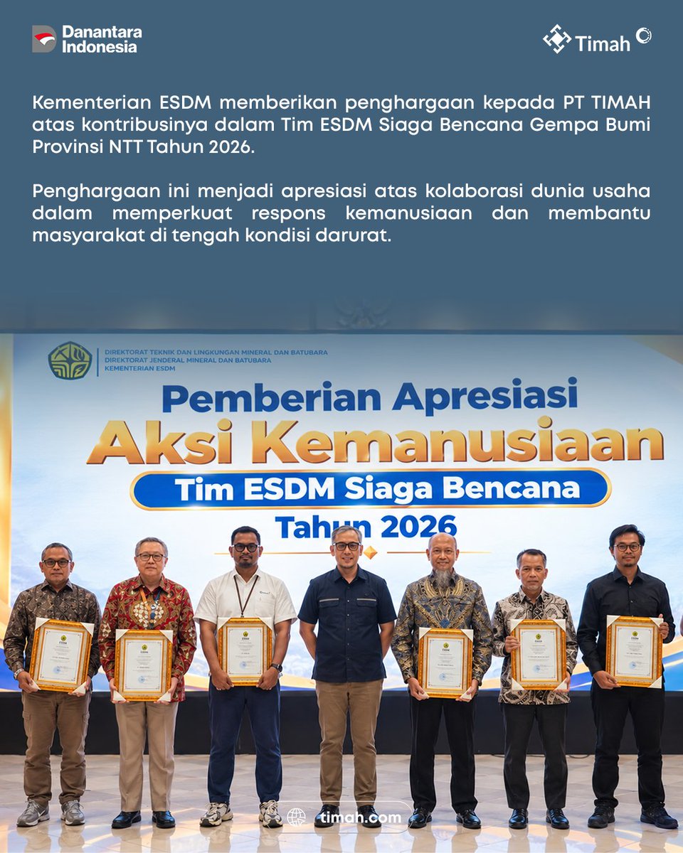 Official_TIMAH's tweet photo. Bersama Posko Bencana Kementerian ESDM, Tim ERG hadir di Ende dan Nagekeo melalui layanan kesehatan gratis, bantuan sembako, serta dukungan logistik bagi masyarakat terdampak. https://t.co/32rHJBcK8I