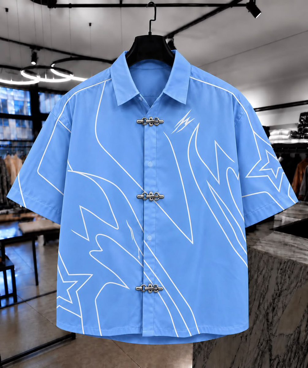 Josh_bolu's tweet photo. PREMIUM HIGH QUALITY LUXURY UNISEX SHIRT AVAILABLE FOR 25K 

Dm to order📦 ✅ or click on the Link in bio to order 👌🏼✌️💪

Day 124 of tagging and begging @DONJAZZY  to help my business become physical 🙏 https://t.co/RvUaCtVbVl