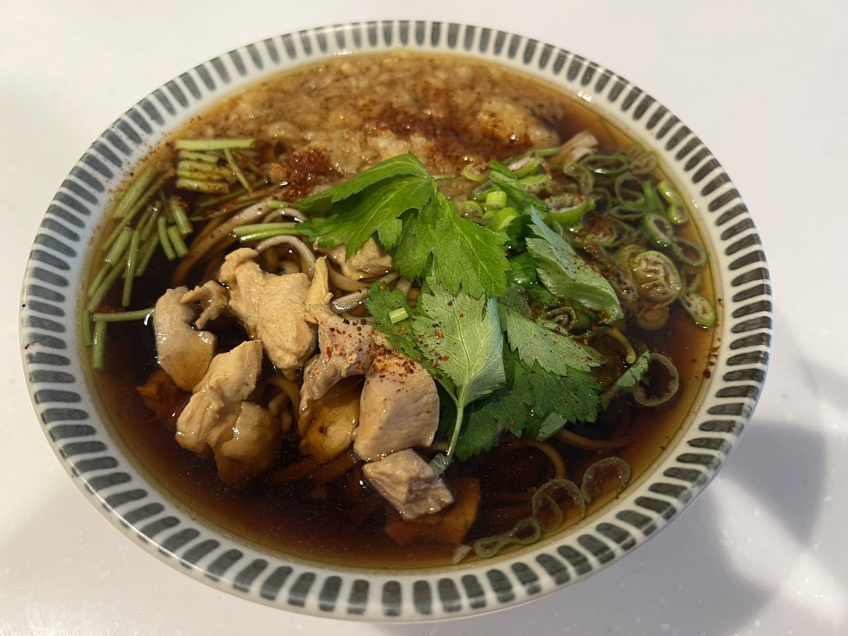 retamo94's tweet photo. 10月2日
鶏南蛮そば
#そば #蕎麦 #SOBA #毎日そば生活 #路麺 #蕎麦活 #そば生活 #蕎麦スタグラム #自炊 #朝活 #自宅ごはん #麺 #麺スタグラム #鶏南蛮 https://t.co/Tblmx4zFgo