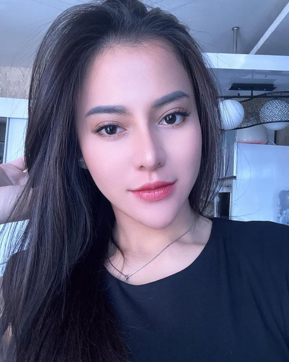 mumbartap's tweet photo. massage malam ini bisa yaa beb🌹 https://t.co/HnvDXBdeB2
#serang #banten #PIJATFULLBODY #massagebodytobody #housetour #availbanten https://t.co/29KihmOwCn