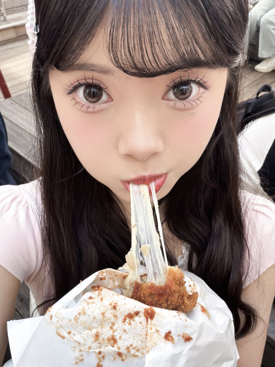 A_FionyJKT48's tweet photo. Mau? (๑ᵔ⤙ᵔ๑) #TGIF https://t.co/0ZnZzi5LAb