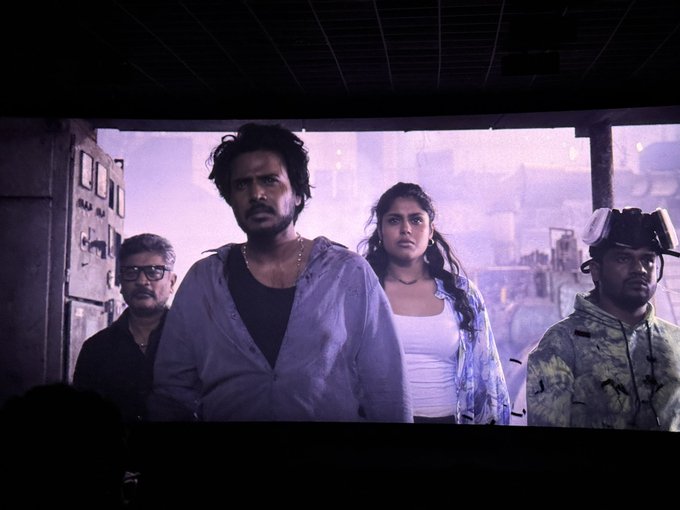 janyamedia1's tweet photo. 🔥 #Sigma Movie Positive Talk! 🎬
సినిమా చూసిన ఆడియన్స్ నుంచి వస్తున్న రెస్పాన్స్ అదిరిపోయింది! ❤️🔥
కథ, పెర్ఫార్మెన్స్, మేకింగ్పై పాజిటివ్ కామెంట్స్తో సోషల్ మీడియాలో సందడి మొదలైంది. 👏🔥
#Sigma #SigmaMovie #AudienceResponse #PositiveTalk #MovieUpdates https://t.co/UJS2McIMDc