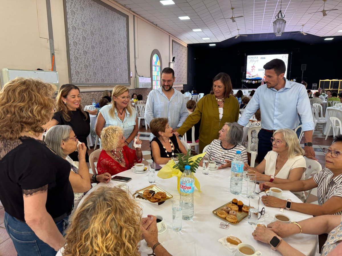 AytoAljaraque's tweet photo. 𝗠𝗮𝘆𝗼𝗿𝗲𝘀 𝗱𝗲 𝗔𝗹𝗷𝗮𝗿𝗮𝗾𝘂𝗲 𝘆 𝗕𝗲𝗮𝘀 𝗿𝗲𝗳𝘂𝗲𝗿𝘇𝗮𝗻 𝘀𝘂𝘀 𝗹𝗮𝘇𝗼𝘀 𝗱𝗲 𝗵𝗲𝗿𝗺𝗮𝗻𝗮𝗺𝗶𝗲𝗻𝘁𝗼

Más ℹ️nformación https://t.co/ySSZGl3wlP

#AljaraqueEnOtoño🍂 
#AljaraqueCercaDeTi💙 https://t.co/dc1YXC3ApR