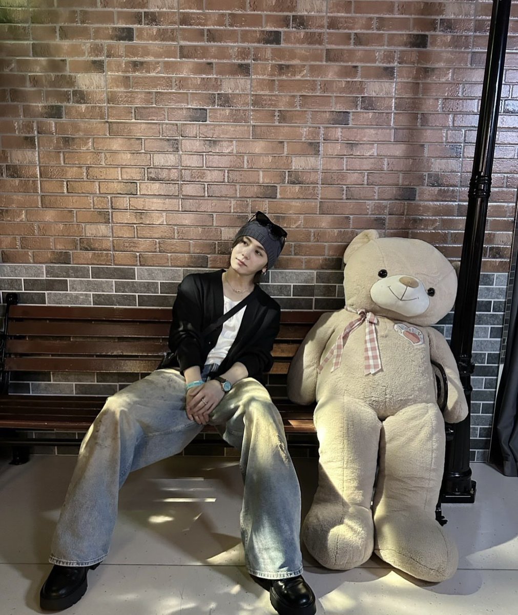 ryusei_topdandy's tweet photo. タイで面白い所行って来た。🇹🇭

#山田涼介
#Ryousukeのいんすた
#AreYouRedy
#RED
#バンコク
#タイ https://t.co/HnAIVSD9Qa