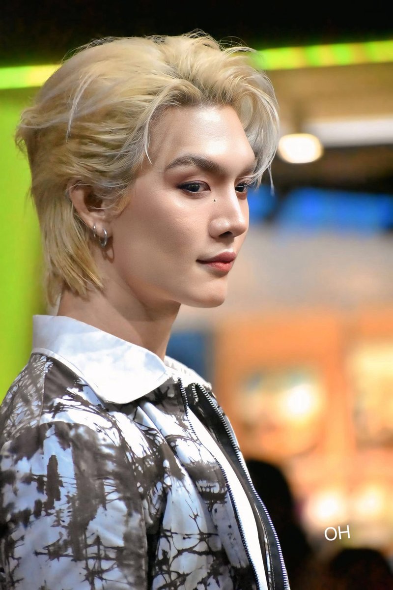 WSriboonma75750's tweet photo. นายแบบสุดหล่อ
BOATOAT AT SIAM CENTER BIFW26
#SiamCenterBIFW2026xBOATOAT 
#YongyuttSCHEDULE
#BoatYongyut  , @Yong_yutt https://t.co/NHmzkNKAZD