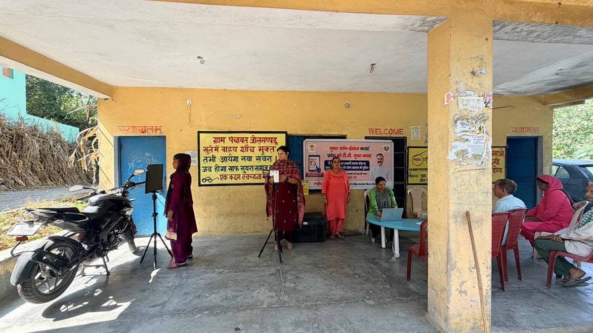 stsnadaun's tweet photo. 100 दिवसीय अभियान के तहत गांव Sohari नादौन जिला हमीरपुर में उच्च जोखिम जनसंख्या के लिए निक्षय शिविर आयोजित किया गया, जिसमें 85 छाती के एक्स-रे किए गए और 4 संभावित मरीज चिन्हित हुए,जिनके नमूने NAAT जांच के लिए भेजे गए।टीबी मुक्त भारत की ओर बढ़ते कदम! 01/10/2026 https://t.co/A0u7ZWJacS
