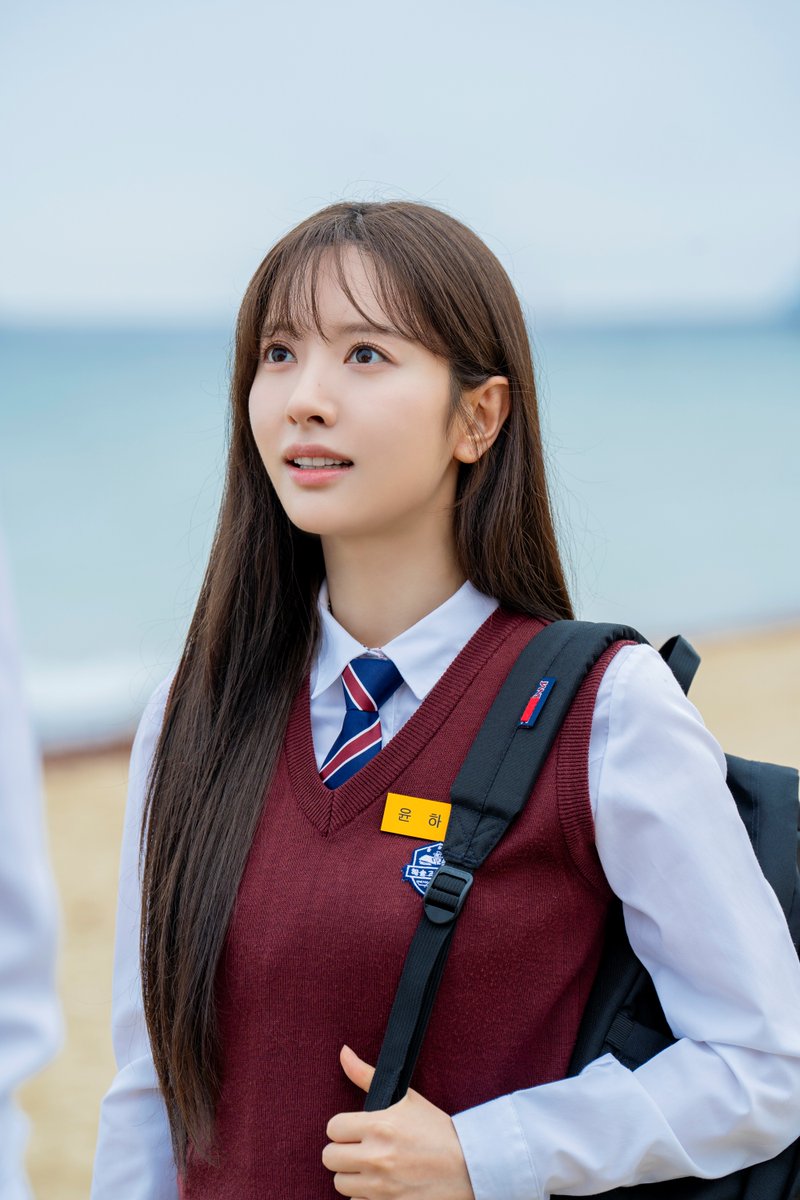 kkbyss_official's tweet photo. [#NEWS]
‘너에게 다이브’ 김지연, 다채로운 촬영 현장 포착
📰 https://t.co/nqKyTT7s92

#김지연 #KimJiYeon
#너에게다이브 #DiveIntoYou
#윤하나 https://t.co/0CJa0OxpIi