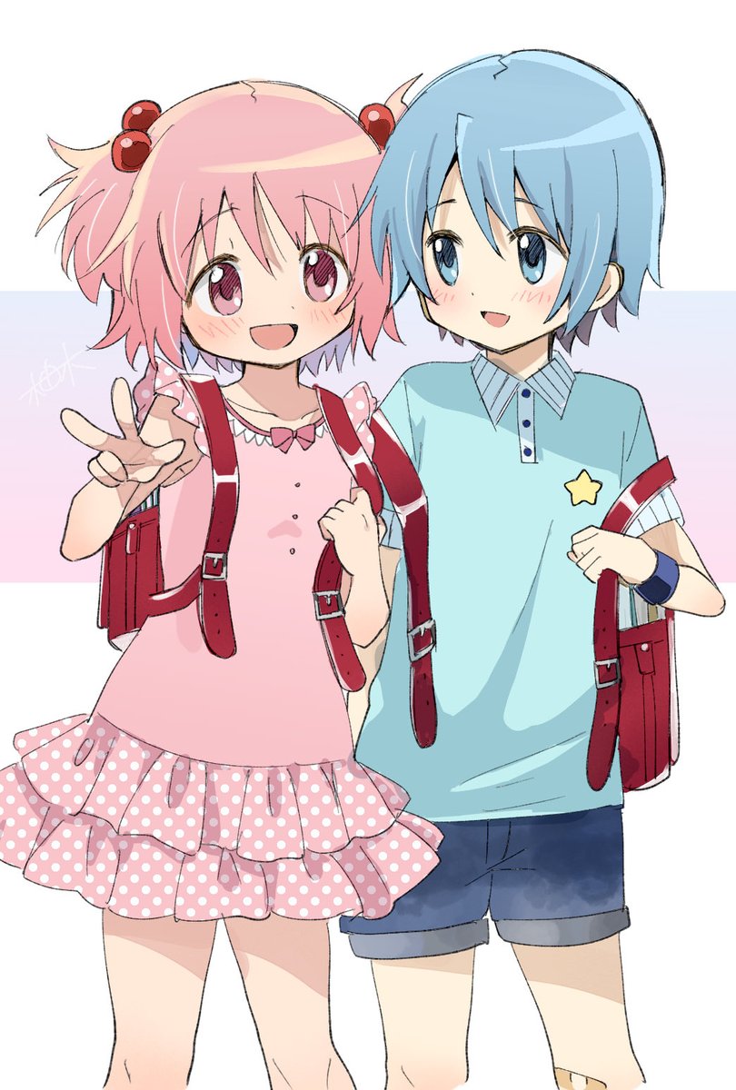 yumi_san0112's tweet photo. 幼少期まどさや(��説版) https://t.co/xVWdpnS9Mi
