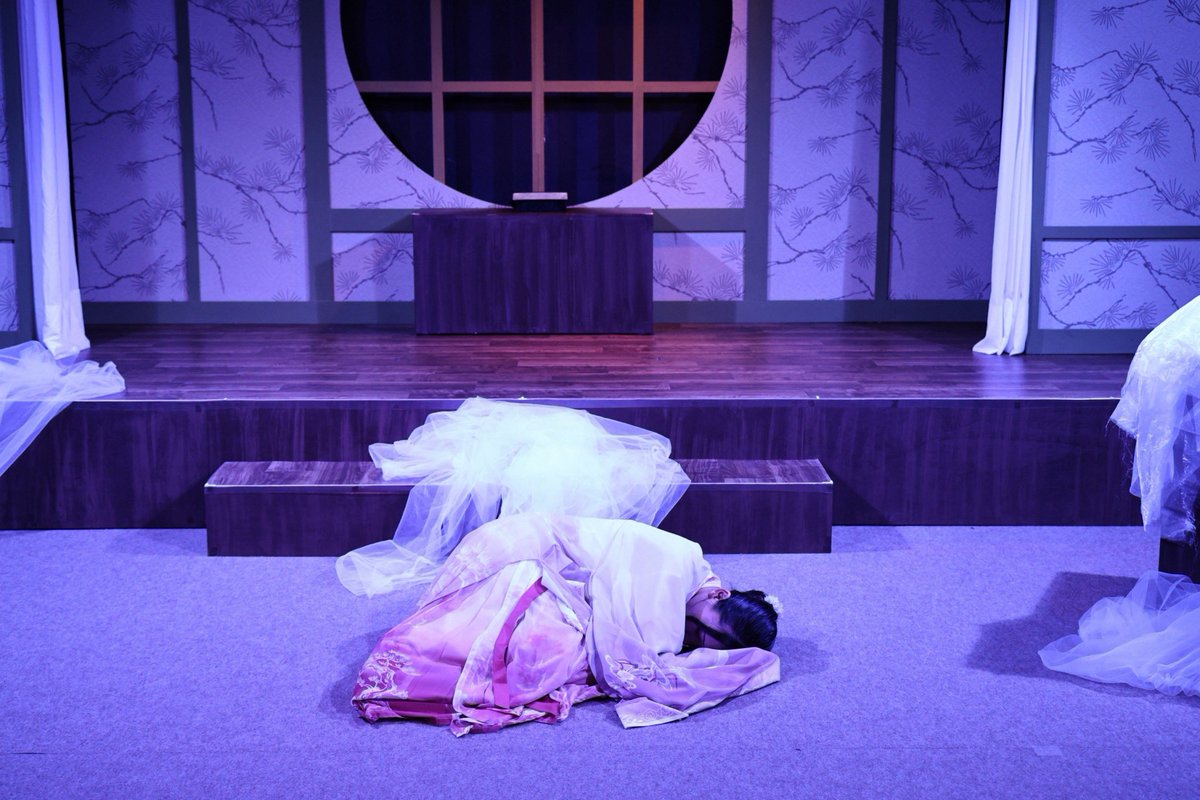 reichelu225's tweet photo. 昨日からかのゆくえの配信がスタートしております！！！！
詳しくは“花を織る”公式アカウントをチェックしてね🌸

🩷🖤🩵 https://t.co/2lz6FTmsHp