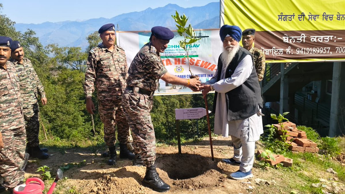 84BNCRPF's tweet photo. The programme featured a Mega Cleanliness Drive, “Ek Ped Maa Ke Naam” plantation drive, Prabhat Pheri, and felicitation of Safai Mitras in recognition of their contribution towards cleanliness at Gurudwara, Batote, Ramban on 02 Oct 26.#SwachhBharatDiwas #SwachhataHiSeva #SHS2026 https://t.co/NJInreapy9