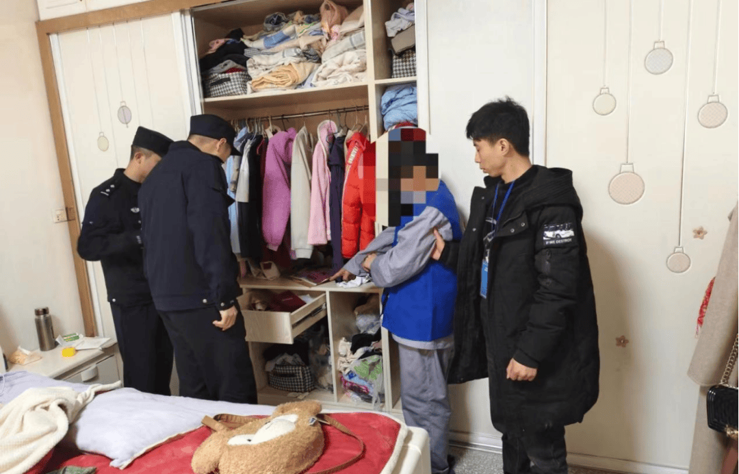 airlk601550's tweet photo. [Liao family's stolen items recovered safely, local police share details] https://t.co/KGgBv1Rc5A