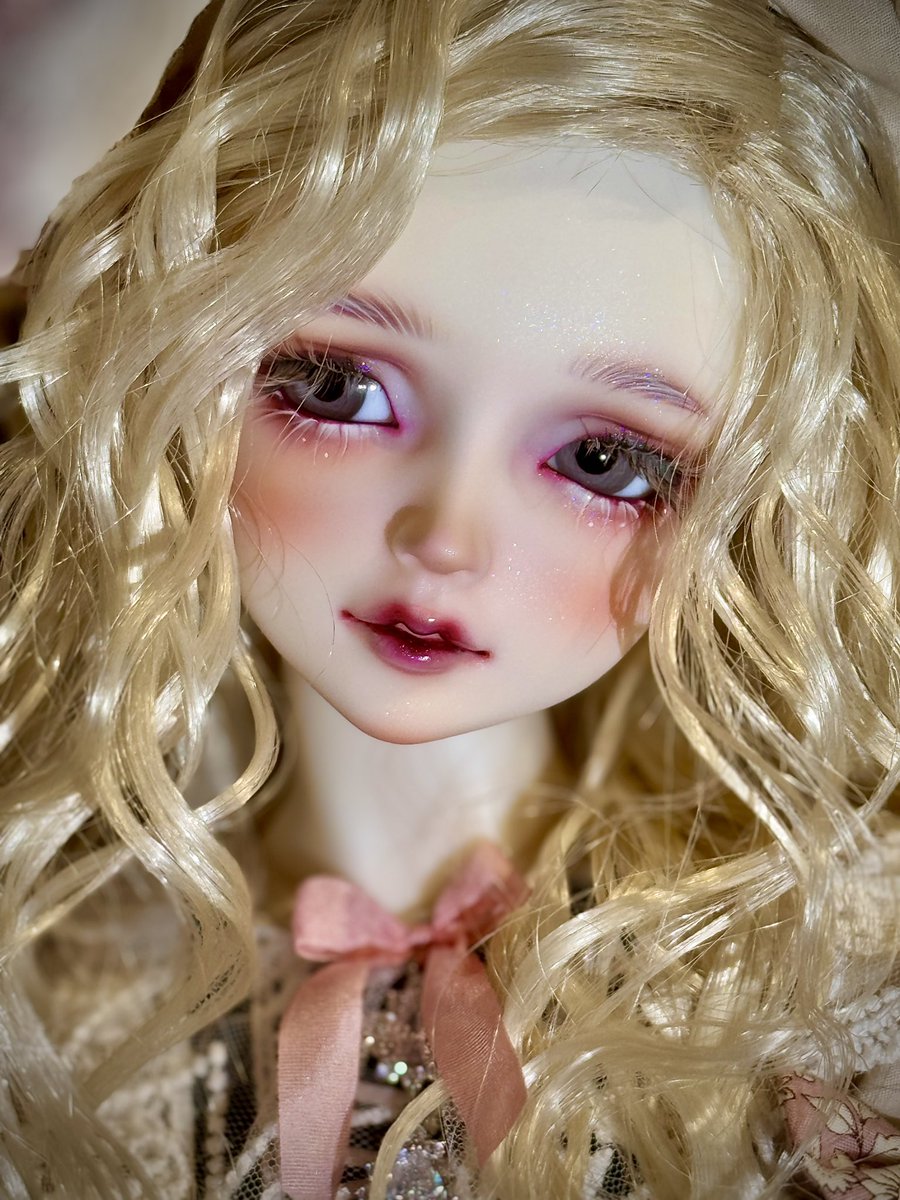 bonehollowroad's tweet photo. SD13 女の子 ホワイト エリザベス
メイク Safia 
ドレス みなみなみ

#SDエリザベス　#天使の窓 https://t.co/TCrouMptbz