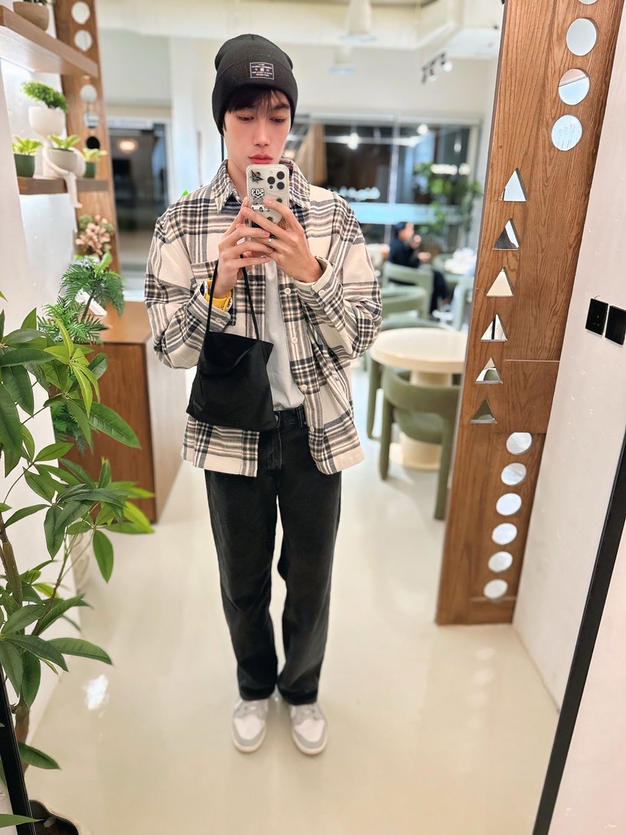 menorr_1533's tweet photo. #ladyboy_riyadh
#ladyboy_saudi
#ladyboy_both_in_riyadh https://t.co/WPpt3DPbNE