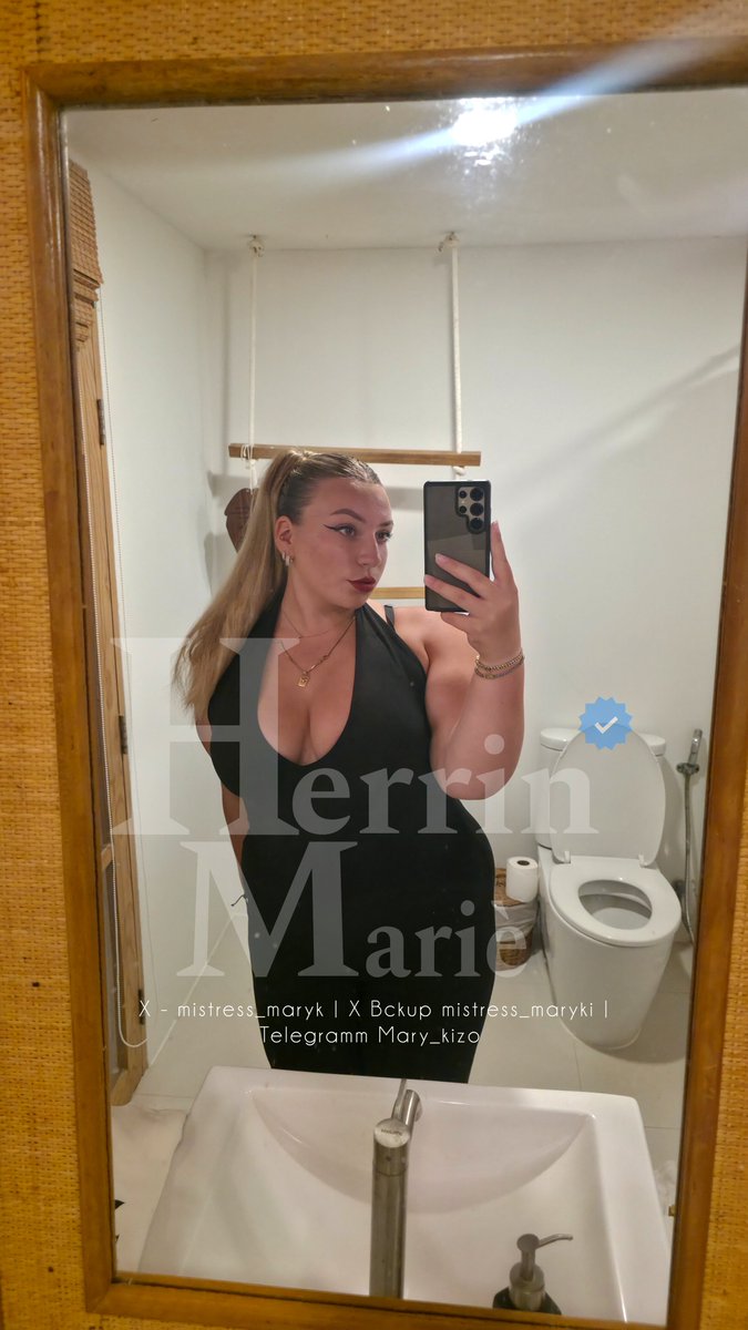 mistress_maryk's tweet photo. Mommy ist zurück, härter, skrupellosen und geiler als je zuvor. https://t.co/yA1hSGWWHz