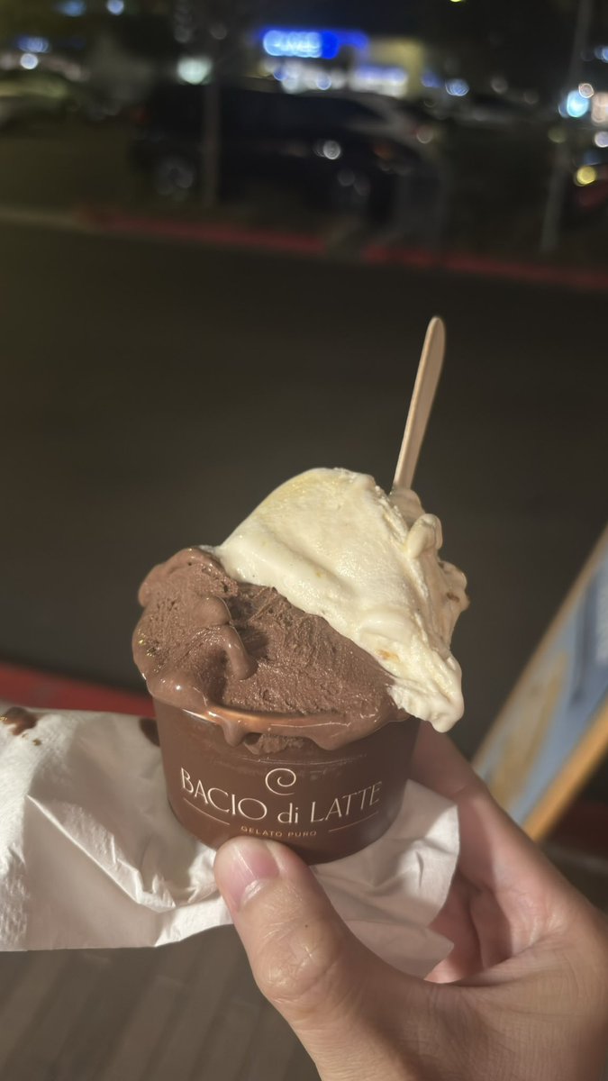 Orcha__'s tweet photo. 友達とラン！🏃

あとサンドウィッチとジェラート〜😋 https://t.co/C81ZBMPkuX