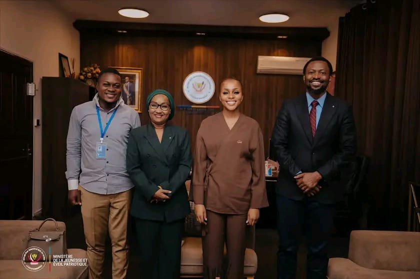 ArsneMBUMBA2's tweet photo. S.E. Mme Grace Emie Kutino, Ministre de la Jeunesse et Éveil Patriotique, a reçu Mme Fatimata Barry, Représentante a.i. de l’Unesco Kinshasa, venue lui présenter ses civilités à la suite de sa prise de fonction.

Au-delà de cette première prise de contact, les échanges ont porté sur les différents programmes de l’UNESCO en faveur de la jeunesse et sur les perspectives de collaboration avec le Ministère.

Une attention particulière a été accordée à la Politique Nationale de la Jeunesse, chantier autour duquel l’UNESCO accompagne déjà la RDC et qui constitue un cadre essentiel pour mieux structurer les priorités, les réponses publiques et les perspectives offertes aux jeunes.

#PrioritéJeunesse #UNESCO #PolitiqueNationaleDeLaJeunesse