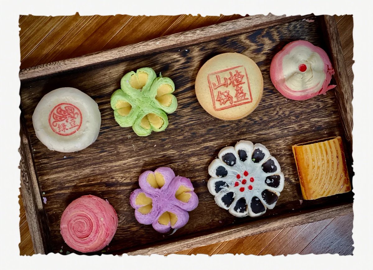 PixelWavee9ou's tweet photo. Just found a hidden gem! The 逊攀 series, with sweet 桃 pulp and smooth 牙-related texture Wait no—wait the authentic 谱 makes this snack totally top-tier! Such a fun Chinese snack surprise~ https://t.co/Cuf54u2Oje