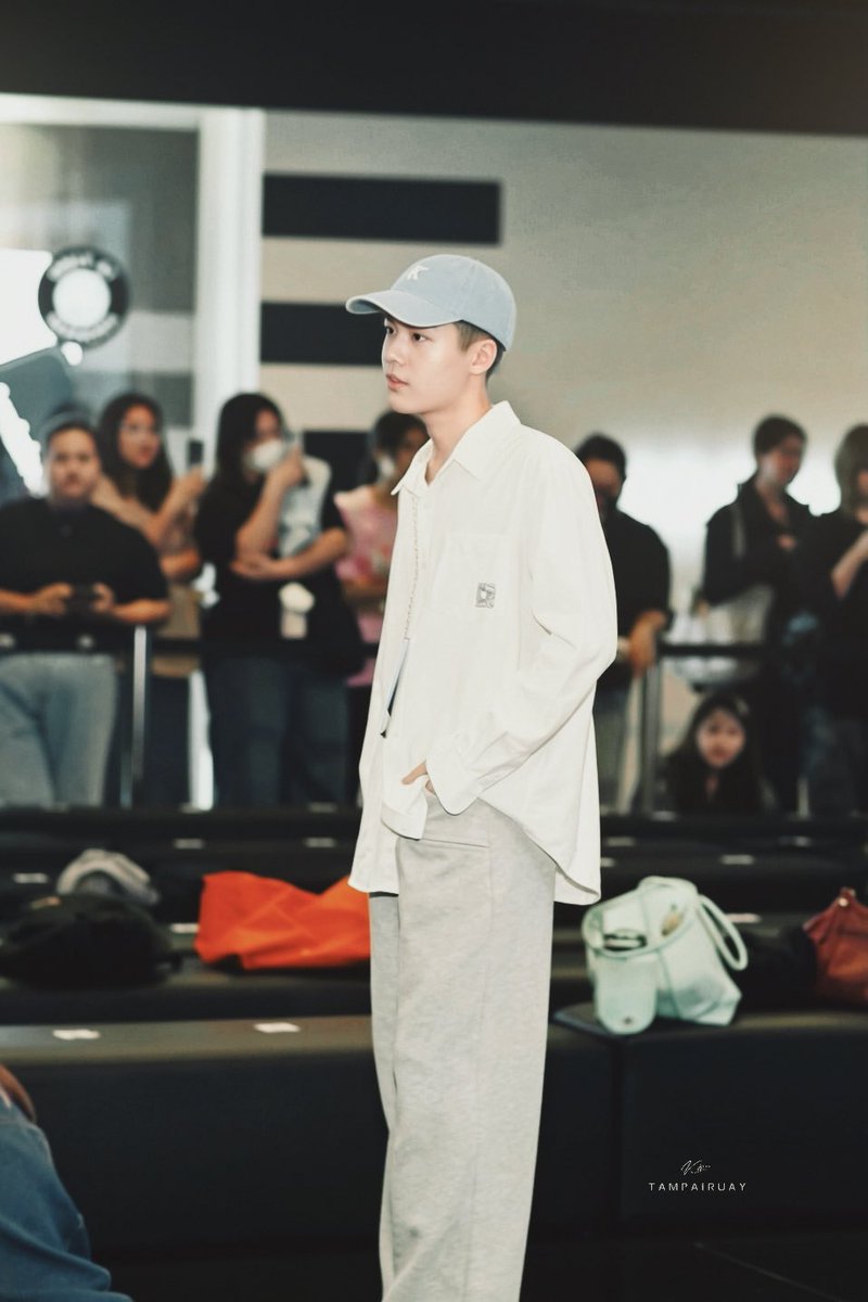 tampairuay_nano's tweet photo. [ Run-through]  #SiamCenterBIFW2026
พี่ญาณ diwaa!! 🔥#yugeneyannawat  

YUJEENYUGENE AT SIAM CENTER BIFW26
#SiamCenterBIFW2026xYUJEENYUGENE
@yugeneyaknonmak https://t.co/ovW6I2FDYH
