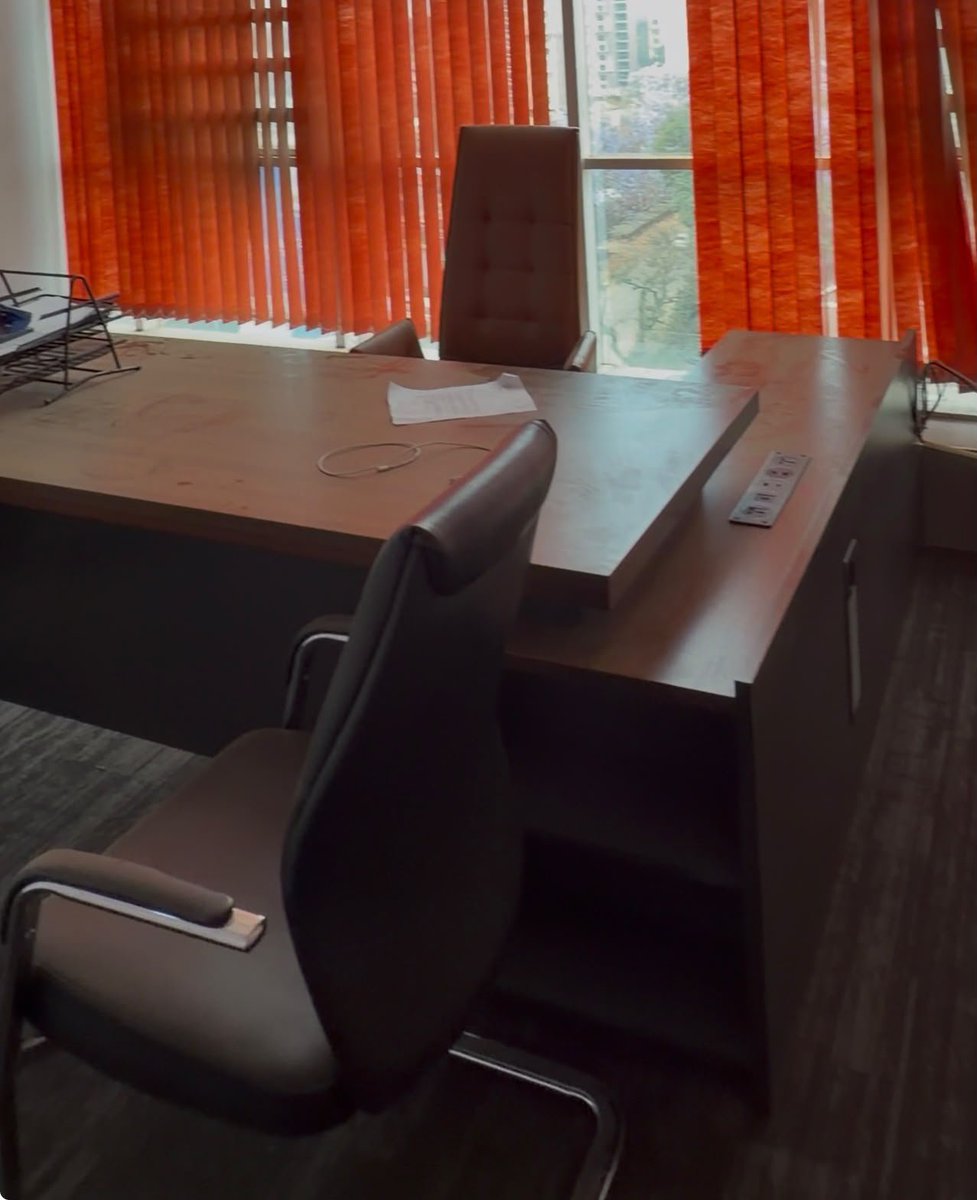 anj_116_'s tweet photo. Bei imeshuka kidogo. 

F1 &amp; F2 @ KES 35,000/-

F3 with a side desk: KES 33,000/- https://t.co/gyqCWR9QTr