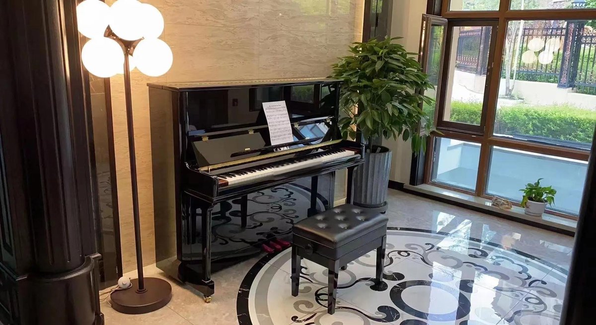 arin_saren's tweet photo. [Make sure steel and piano strings sound clear u0026 pleasant today!] https://t.co/TuP0e6OhKP