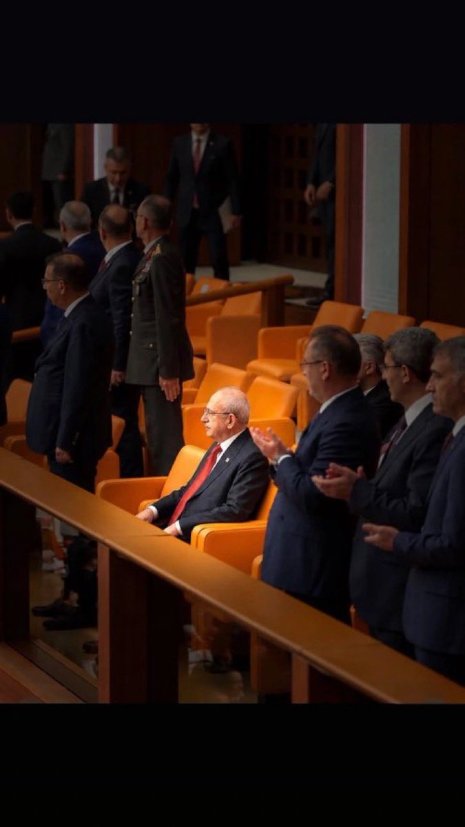 AtillaSertell's tweet photo. O ve biz…
O geldi diye hiç bir zaman ayağa kalkmadık. https://t.co/npYsMax2Hy