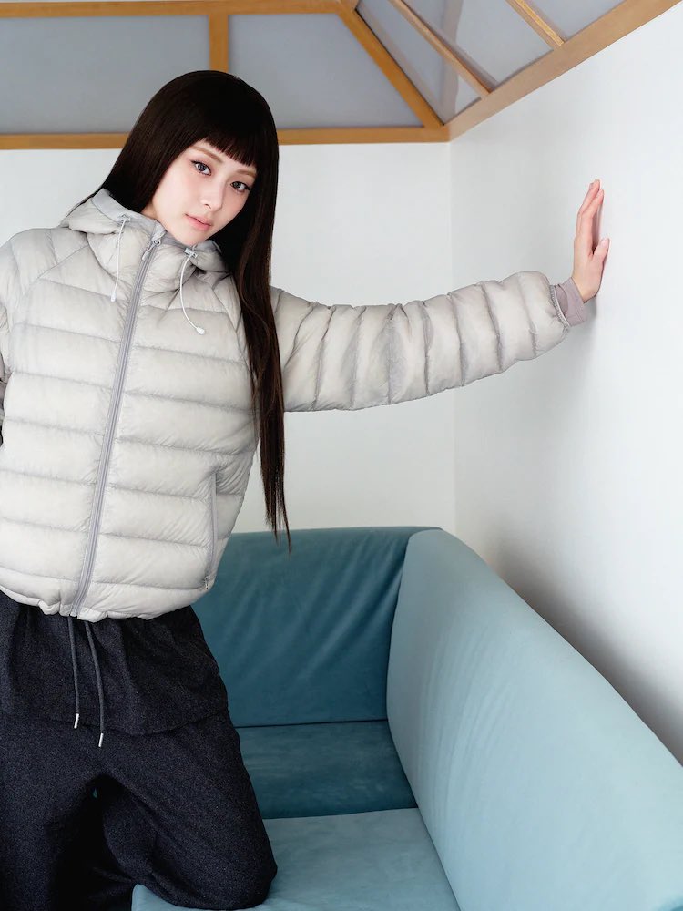 FIMBASE's tweet photo. HUH YUNJIN of LE SSERAFIM for 8seconds 'ALL-DAY AIR' collection ☁️

— 🔗 https://t.co/3GDTSnRNaL 

#HUHYUNJIN #허윤진
#LE_SSERAFIM #르세라핌 https://t.co/ycMSv4zheJ