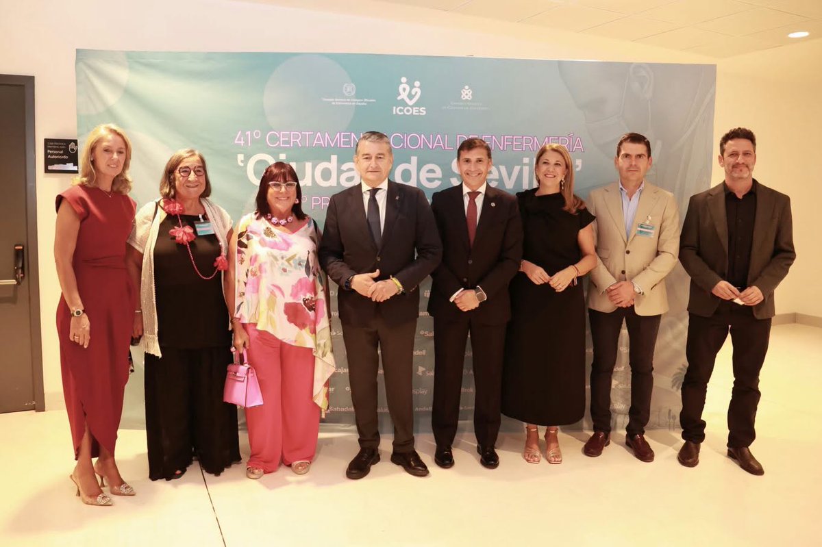 COECordoba's tweet photo. 👏El @ICOESevilla ha entregado los Premios de Investigación 'Ciudad de Sevilla', en un acto al que ha asistido el @COECordoba, y que ha contado con el consejero de @saludand , acompañado, entre otros, por el nuevo director general de Cuidados, el cordobés José Ángel Lázaro. https://t.co/qUiTKCx5nz