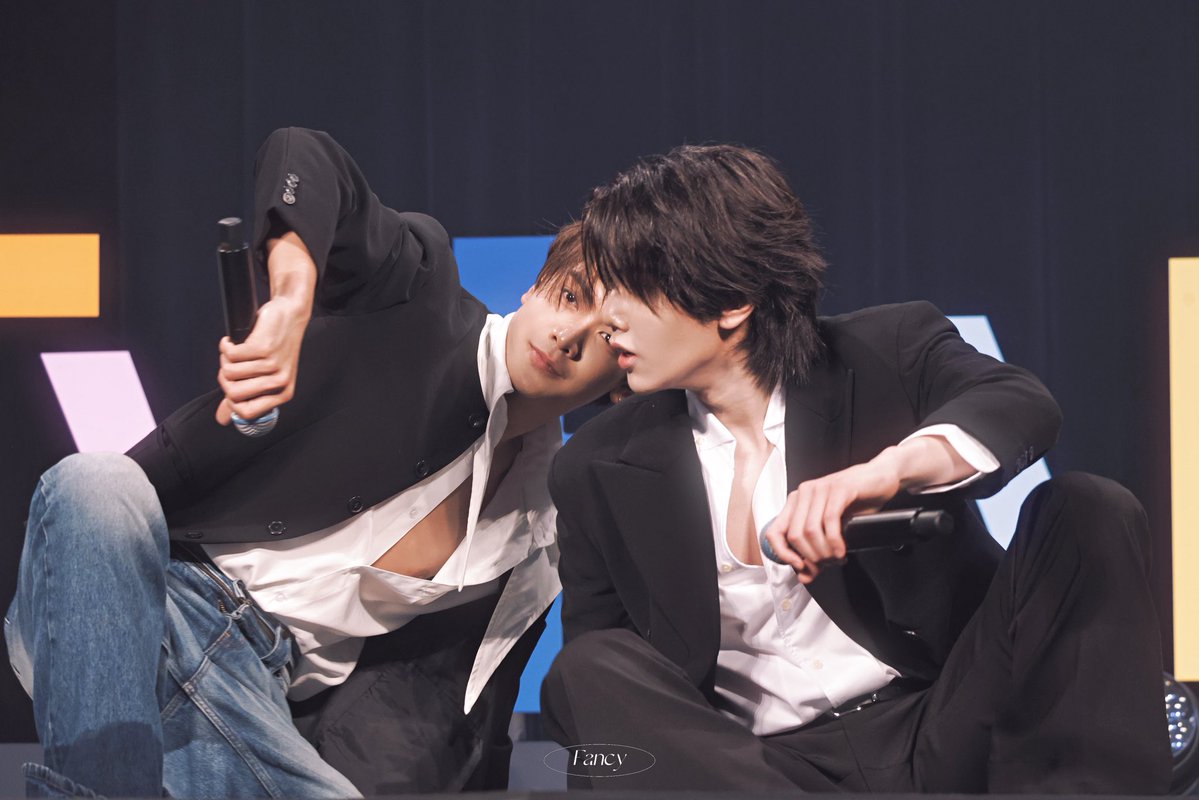 fancy_jd's tweet photo. 🥛🥛

JOONGDUNK AISITERU TOKYO 
#JOONGDUNKxFANDAY36INTOKYO #JoongDunk https://t.co/jvcYSZdxSM