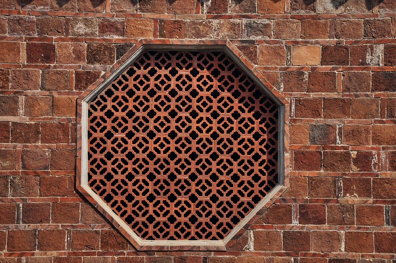 ferna832807's tweet photo. [A day at the old folk's house, I saw the plum window decorated with vulgar hexagrams—quite a unique sight!] https://t.co/AZs1QGDrb0