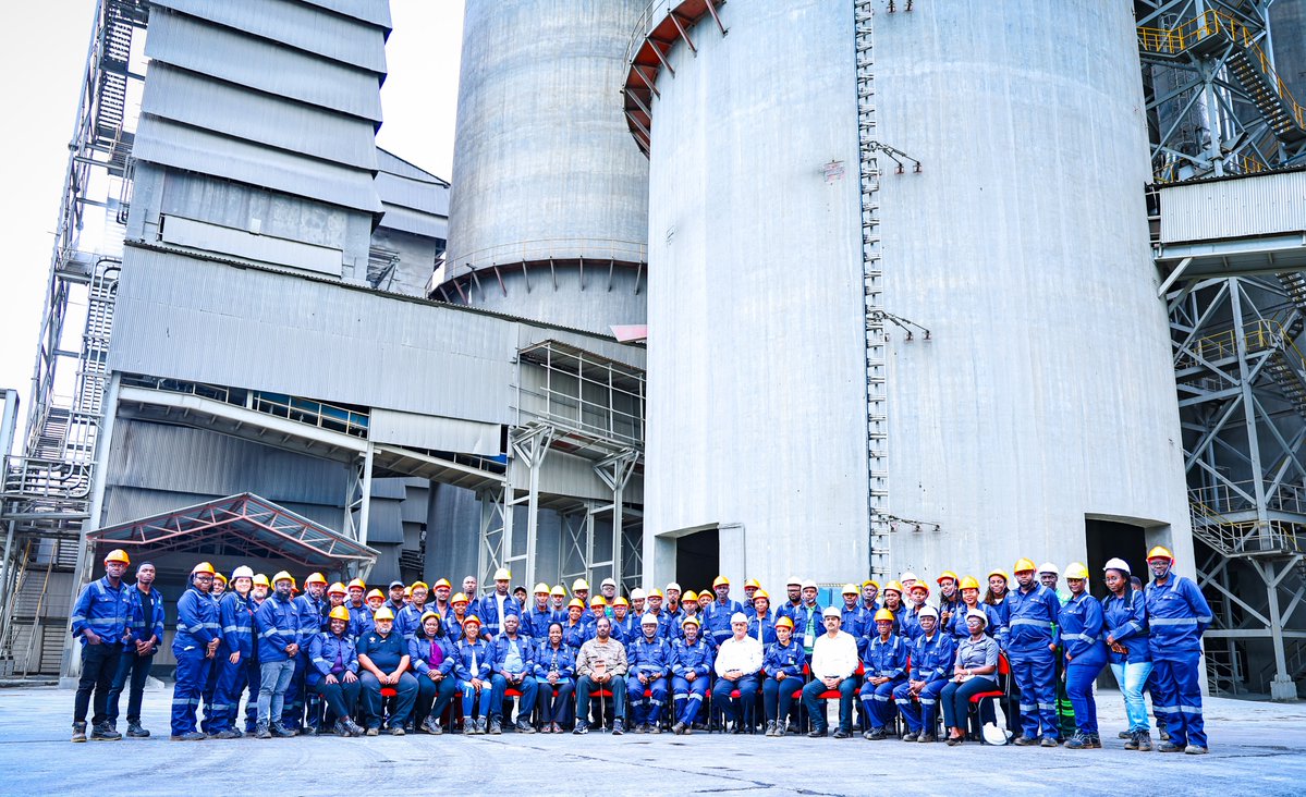 UgandaChamber's tweet photo. @TororoCement 🚨Unlocking mineral wealth is not simply about what lies beneath the ground.

It is about the value we create from it.

#MWC2026 #UCEM @MEMD_Uganda @AshabaA @humfas @Patricia_Litho @PNyamutoro @DrMusenero @irenebateebe @kcbbankug @EcobankUganda  #MWCExcursion2026 https://t.co/0cfPHPJjuR