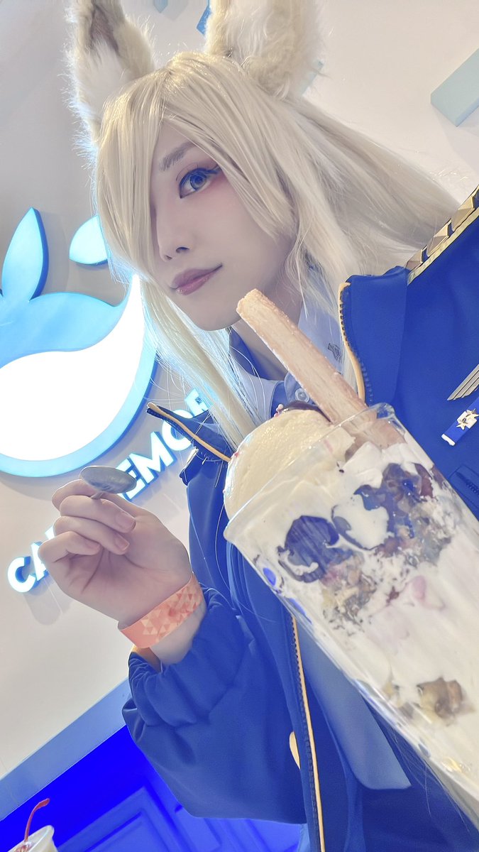 homuwadake's tweet photo. もしかして…先生も、食べたいんですか…？ https://t.co/Eo47ZO4TLw