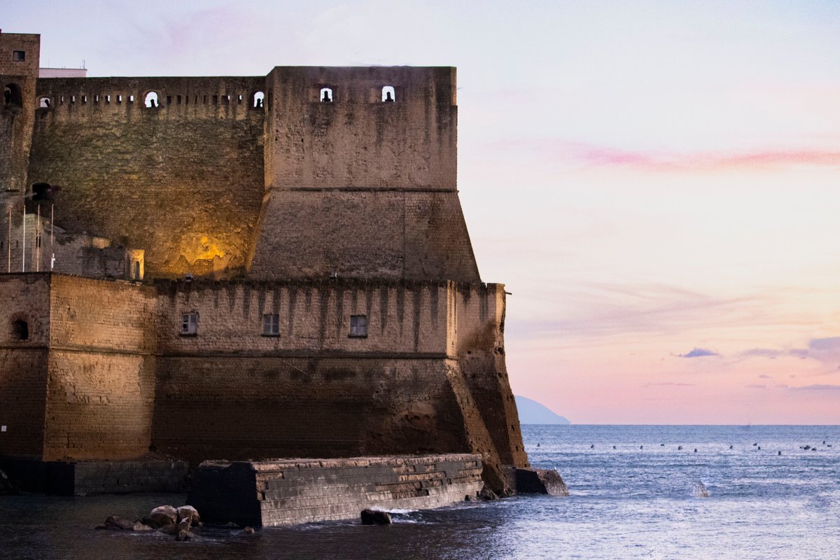 ItalyMagazine's tweet photo. In the spirit of Halloween at the end of the month, discover this mysterious and spooky side of Naples: https://t.co/iDglZRvJZ4 https://t.co/1Jswg7F4h7