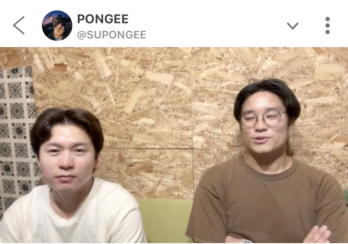 zhNEL4SzNBTcok3's tweet photo. クリニック通院日記
(714) 10/1(木)
21:00〜
❤️#PONGEE❤️の
「#あれこれそれツイキャス」がありました。
9/27(日)吹田市の
「#TAKE FIVE」
でのワンマンの話から始まり、
10/ 3(土) 大阪
10/ 4(日) 名古屋
10/25(日) 京都 ワンマン
10/29(木) TAKE FIVE
そして、
12/19(土) 吹田市「#ESAKA MUSE」
でのワンマンも決まっているそうです👏👏👏👏👏
💕🙆♀️
少し、お疲れ気味で、配信終わったら、即、寝たいとか笑笑笑😆
ちゃんと寝れた💤💤かな?