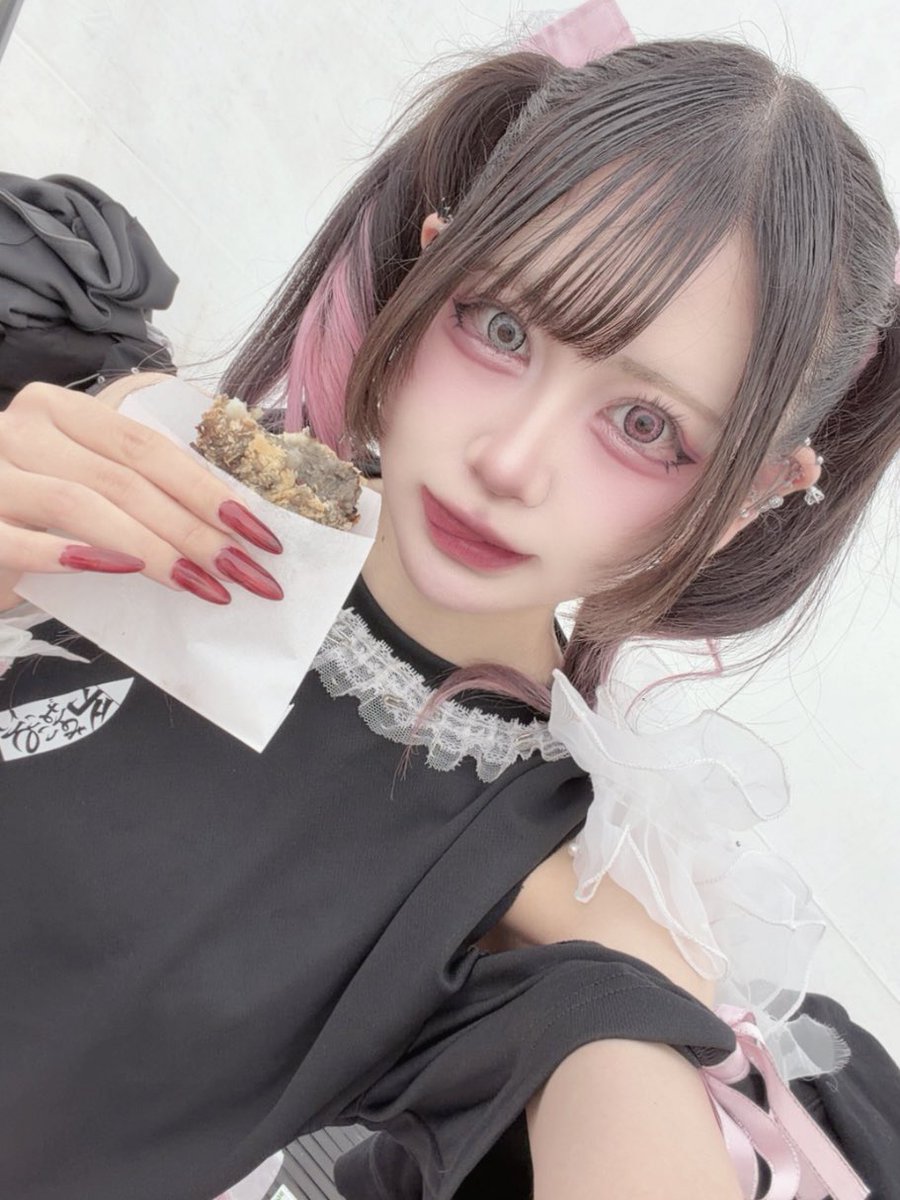 akuten_meu's tweet photo. クロコロ美味😽💕 https://t.co/HcCnIqjFkv