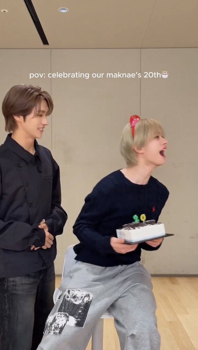 luvl2yy's tweet photo. 햄형제뽀뽀하자마자
햄형: ☺️  햄동: 😲 https://t.co/jlCOtxvbSB