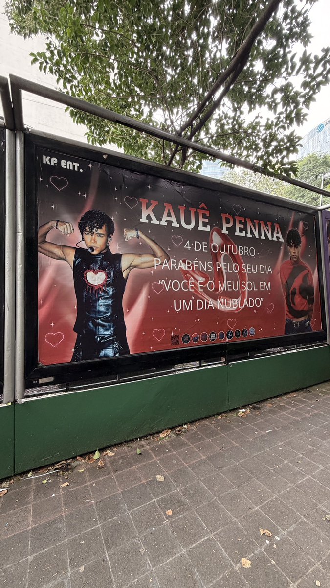 KPEntertainment's tweet photo. Te invitamos ha visitar el banner físico, toma tus mejores fotos, comparte y  disfruta de este hermoso proyecto con tus amigos, familia y no te olvides de etiquetar al artista:

BANNER FISICO DREAM KAUÊ, SANTOS BRAVOS, 2026, PRAGA

🚩Ubicación: Avenida Paseo de la Reforma 398 y 400, Colonia Juárez, Delegación Cuauhtémoc, CP 06600, Ciudad de México, México. SOBRE CALLE PRAGA.
🗓️Fecha de duración: Disponible hasta el 13 de OCTUBRE, 2026

#BRILHAKAUE, #SantosBravos, @DUAL_CDMX @santos_bravos
