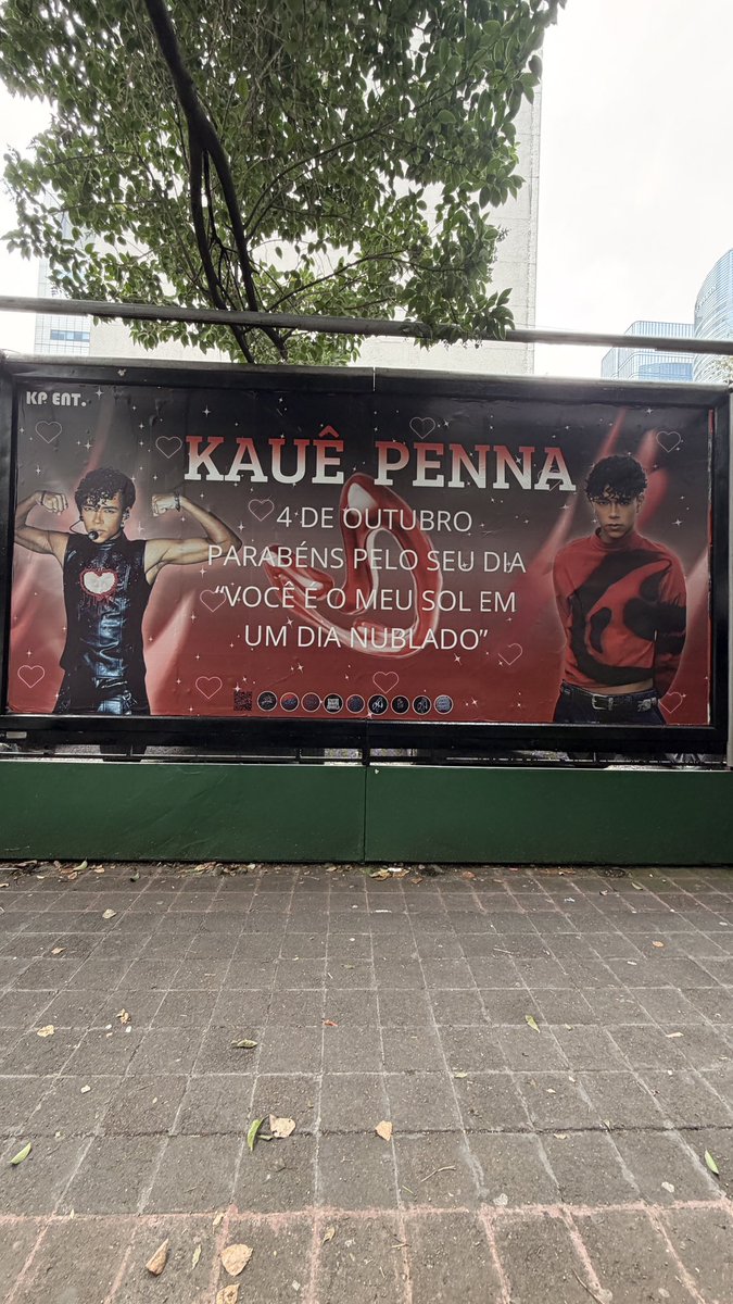 KPEntertainment's tweet photo. Te invitamos ha visitar el banner físico, toma tus mejores fotos, comparte y  disfruta de este hermoso proyecto con tus amigos, familia y no te olvides de etiquetar al artista:

BANNER FISICO DREAM KAUÊ, SANTOS BRAVOS, 2026, PRAGA

🚩Ubicación: Avenida Paseo de la Reforma 398 y 400, Colonia Juárez, Delegación Cuauhtémoc, CP 06600, Ciudad de México, México. SOBRE CALLE PRAGA.
🗓️Fecha de duración: Disponible hasta el 13 de OCTUBRE, 2026

#BRILHAKAUE, #SantosBravos, @DUAL_CDMX @santos_bravos