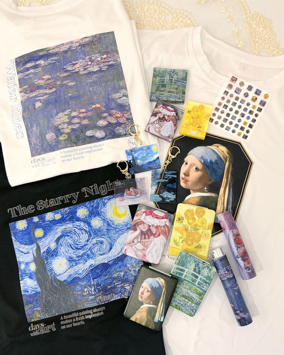 thankyoumart's tweet photo. あなたの毎日に“アート”を𓂃 𓈒𓏸
【day with art】シリーズが新登場🖼️

「フェルメール」や「ゴッホ」、
「モネ」や「ルノワール」など、
誰もが一度は目にしたことのある名画が
毎日使いたいアイテムに🎨✨

🪞店頭販売：10月9日(金)～順次入荷
※公式オンラインショップでの販売はございません https://t.co/5eKqY0RBcO