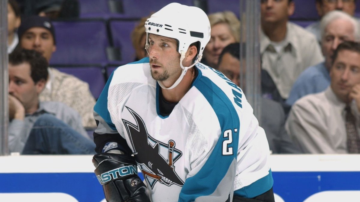 sjsharkshistory's tweet photo. Father/Son goal scoring duos in team history 👇🏻

Ulf Dahlén x Jonathan Dahlén

Bryan Marchment x Mason Marchment 

#SJSharks | #TurnItAllTeal https://t.co/MLStmx7NGR