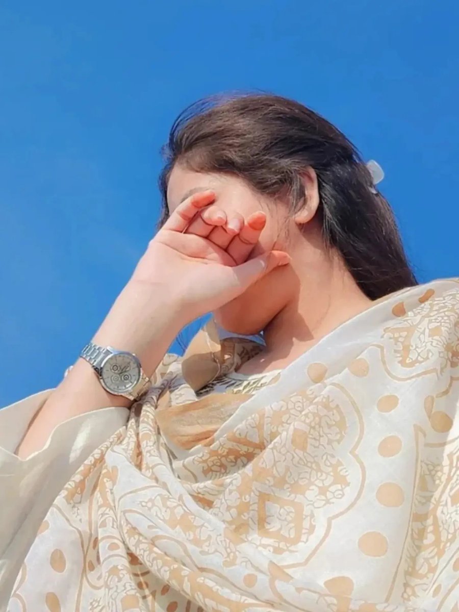 muskanKhan8y's tweet photo. Good morning everyone 🌻 https://t.co/m1qO1jVWBA