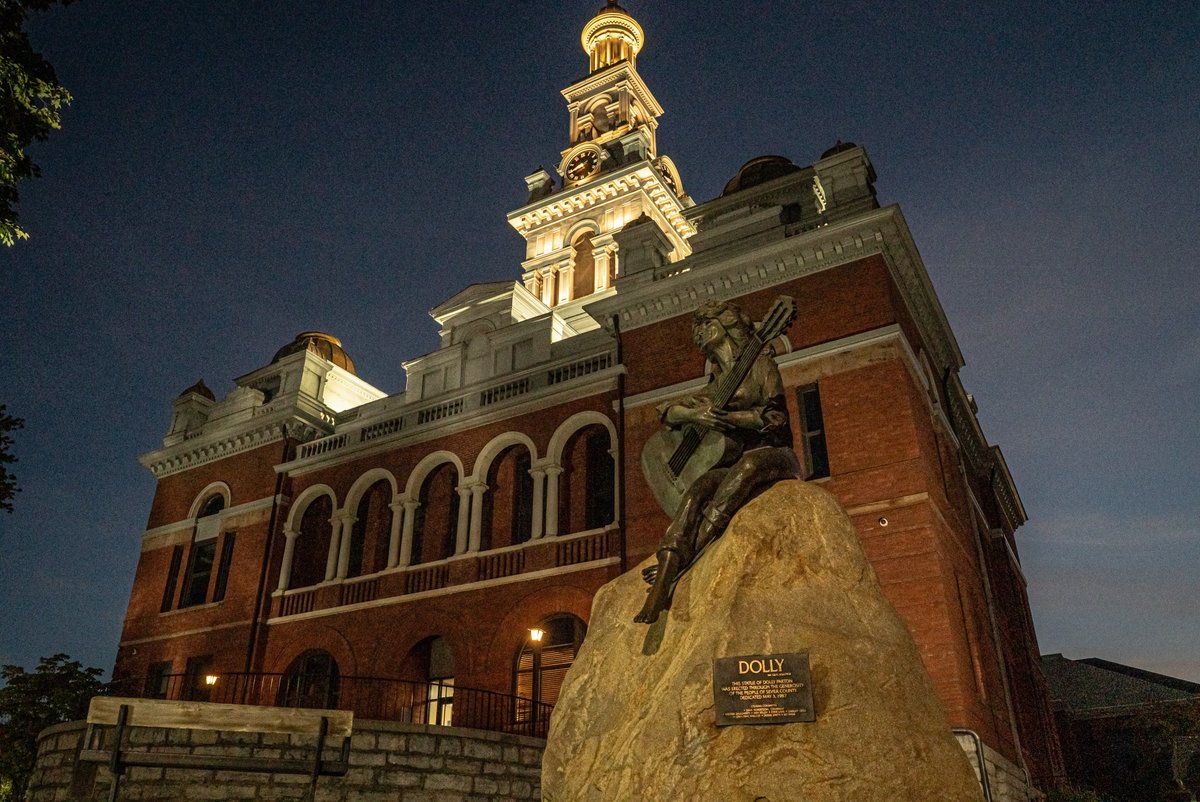 SevierFun's tweet photo. Some lights never fade. Dolly’s story began here in Sevierville, and her light continues to shine far beyond the mountains she called home. 🦋 https://t.co/ky2OCNwNfb https://t.co/FmavLVWVH1