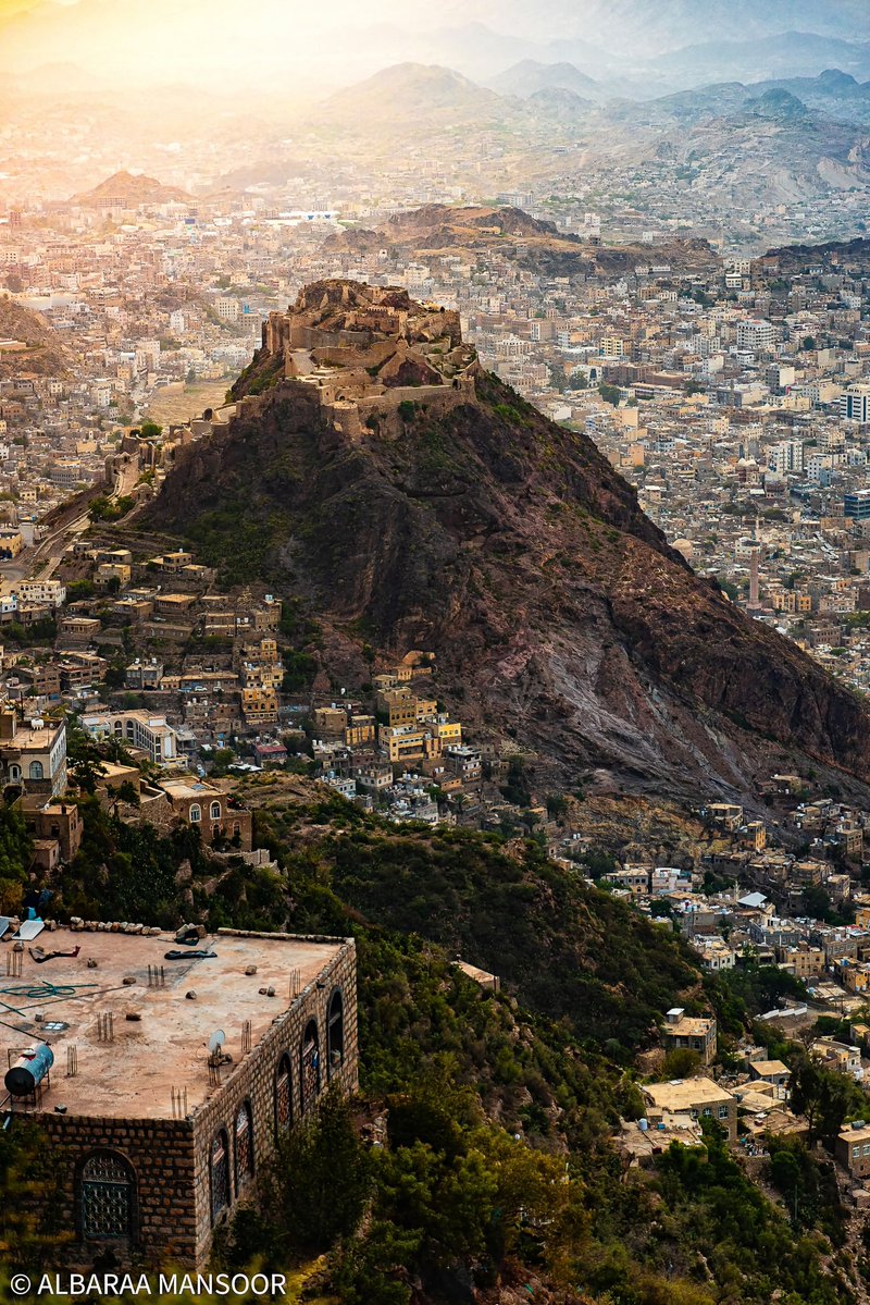 SWlqy96958's tweet photo. #عاجل 

ابطال تعز 
 يحررون جبل صار 
وقرية البرحات في بني بكاري ..

صباح الخير يا ابطال تعز .
#تعز #اليمن https://t.co/BCb0GZi2mQ