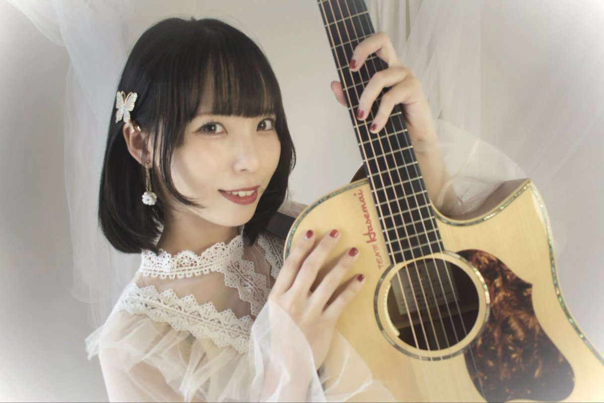 hasemai21's tweet photo. 黒髪になったので
アイコン＆アーティスト写真
変わりました！！！！！

ヤイリカスタムギターに刻んだ
Team Hasemaiをアピールしてます☺️💕

みんないつもありがとう🥹

#新しいプロフィール画像 https://t.co/DfSIxvPuLR
