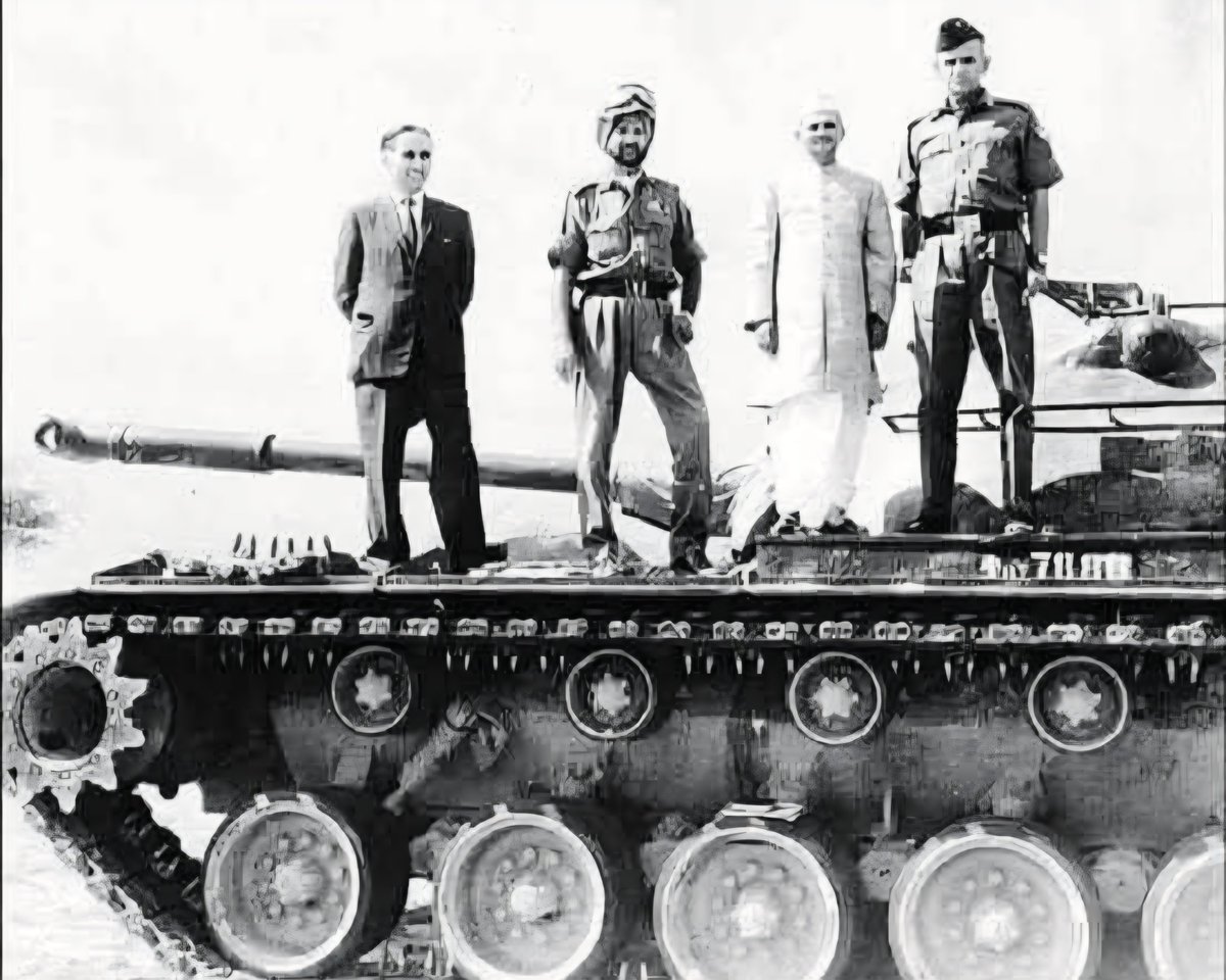 megirish2001's tweet photo. Tributes to former Prime Minister of India Lal Bahadur Shastri ji for his vision, wisdom and courage in backing  our Armed Forces against Pakistani deceit in the 1965 war

A rare leader who was as comfortable standing on a captured enemy tank as he was in ploughing the fields... 🙏

Jai Jawan Jai Kisan! #GandhiJayanti is also #ShastriJayanti 🙏